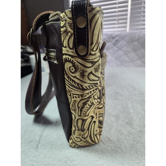 Myra Bag Cowhide Leather Crossbody Western Tooled Floral Boho Purse - Picture 4 of 16